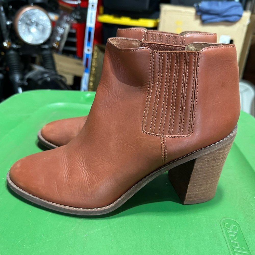 Madewell leather Chelsea boots size W10